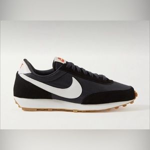 Nike Daybreak Sneakers